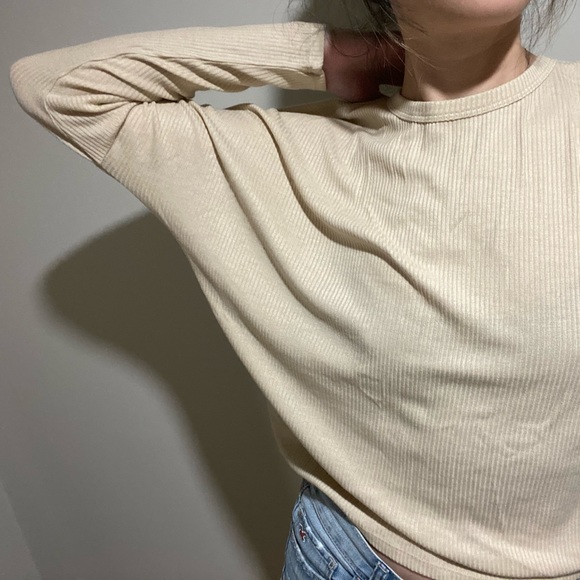 Socialite beige long sleeve ribbed top - Picture 4 of 6